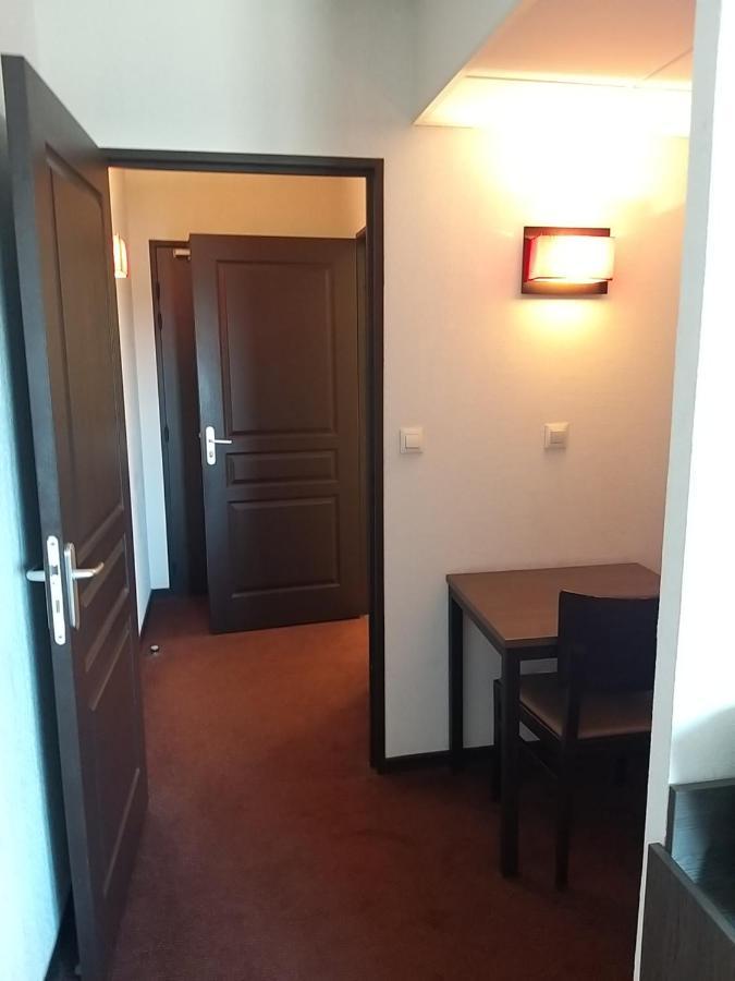 Studio Privatif Dans Hotel Residence Nimes Gare Экстерьер фото