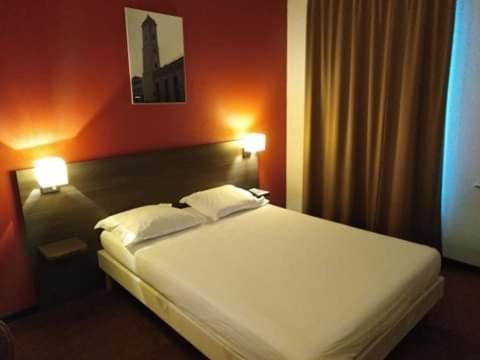 Studio Privatif Dans Hotel Residence Nimes Gare Экстерьер фото