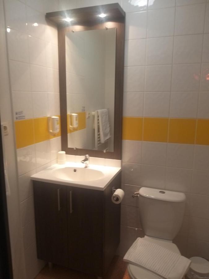 Studio Privatif Dans Hotel Residence Nimes Gare Экстерьер фото