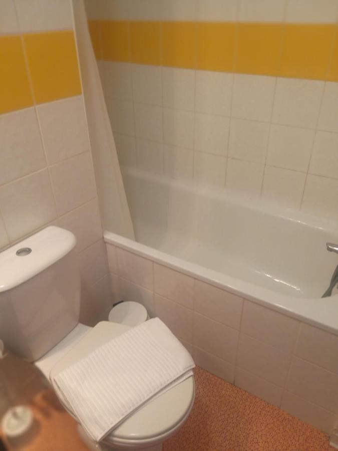 Studio Privatif Dans Hotel Residence Nimes Gare Экстерьер фото